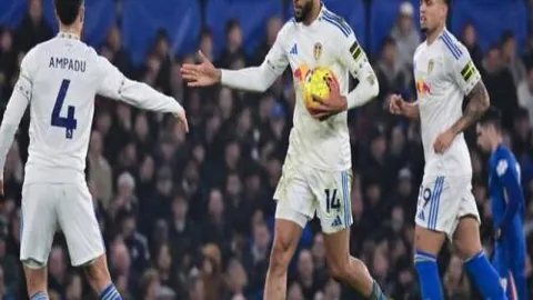 吴艳妮担任富顺文化旅游公益推广大使——据北京青年报报道